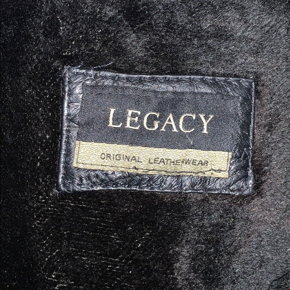 Leather jacket - Picture 2 of 3